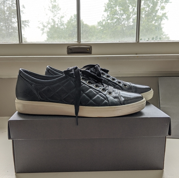 Ecco Shoes - Ecco Soft 7 Tie Capped Tip Leather Sneaker